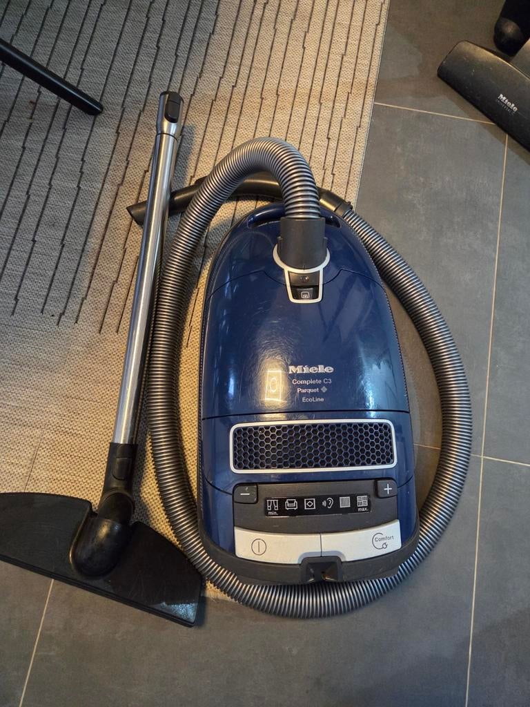 Stofzuiger miele complete C3 parquet ecoline, Electroménager, Aspirateurs, Enlèvement ou Envoi, Aspirateur, Sac à poussière, Comme neuf