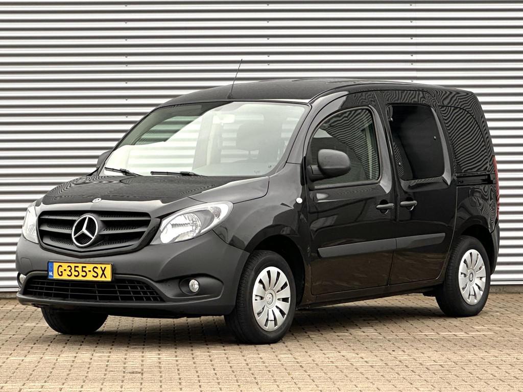Mercedes-Benz Citan 108 CDI Trend tourer personenbus bpm vri, Auto's, 1350 kg, Stof, Gebruikt, Zwart