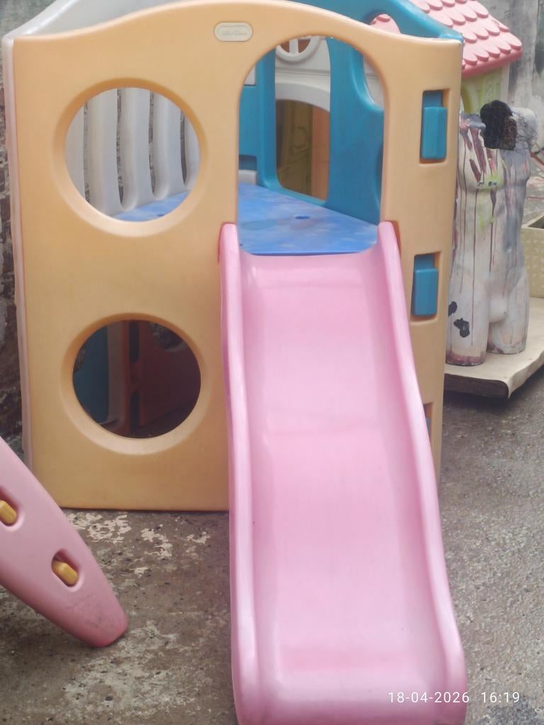 Playhouse, Enfants & Bébés, Enlèvement