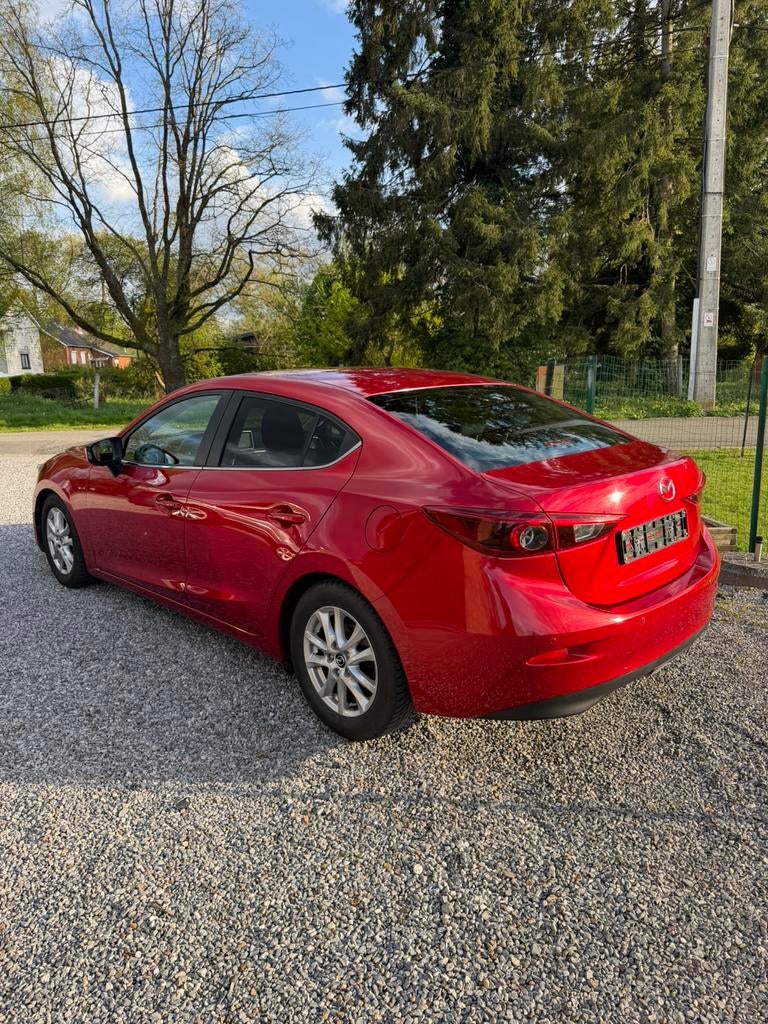Mazda 3 euros 6b 115000km 2015, Autos, Rouge, Achat, Particulier, Tissu