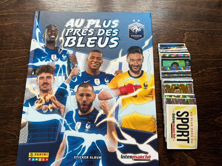 Panini Frankrijk ‘ au plus pres de blues 2022’ compleet, Hobby en Vrije tijd, Stickers en Plaatjes, Zo goed als nieuw, Ophalen of Verzenden