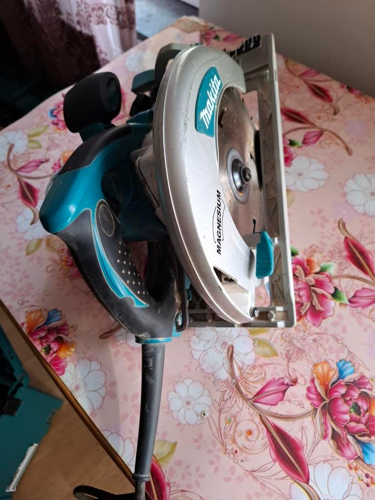 Scie circularie, Enlèvement