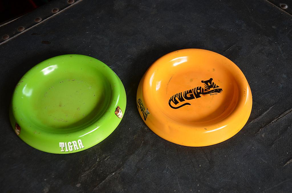 2 Asbakken Tigra, Collections, Enlèvement ou Envoi, Utilisé, Cendrier