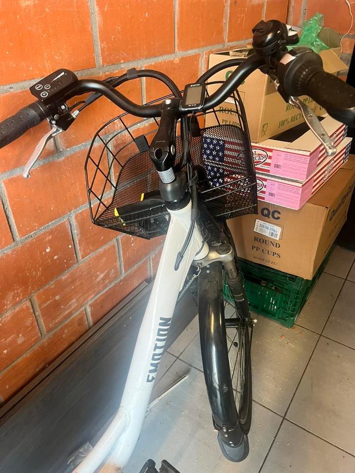 Elektrische damesfiets emotion prelude, Fietsen en Brommers, Elektrische fietsen, Zo goed als nieuw, Ophalen