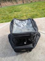 Moto tanktop, Ophalen