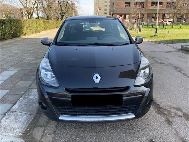 Renault Clio eerste eigenaar, benzine , 1.2 cc , 2011 euro 5, Euro 5, Handgeschakeld, Particulier, 74 kW