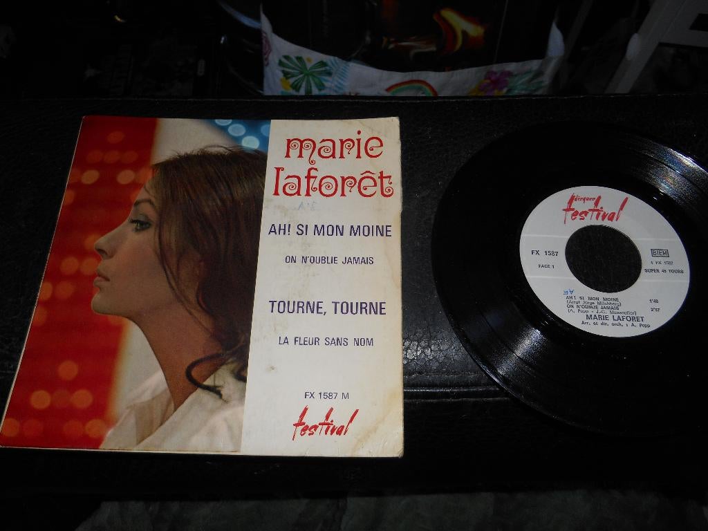 45T 4 pistes Marie Laforêt, CD & DVD, Vinyles Singles, Enlèvement ou Envoi