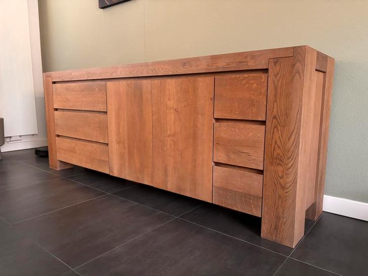 Dressoir 220cm ( gestoomd massief eiken), Huis en Inrichting, Kasten | Dressoirs, Zo goed als nieuw, 200 cm of meer, 25 tot 50 cm