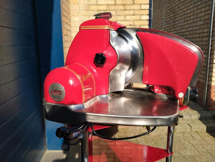 Berke 834 snijmachine div kleuren evt met weegschaal, Maison & Meubles, Cuisine | Éléments de cuisine, Comme neuf, Enlèvement