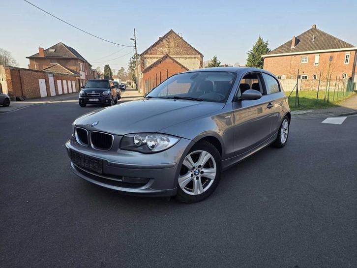 BMW 116 D auto 2009, Auto's, BMW, Bedrijf, 1 Reeks, Diesel, Overige carrosserie, Gebruikt