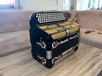 Fratelli Crosio is in nieuwstaat, Muziek en Instrumenten, Accordeons, Met koffer, Zo goed als nieuw, Knopaccordeon, 120-bas