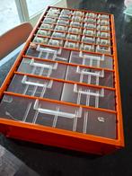 Ijzeren rek met plastiek schuifjes, Ophalen of Verzenden