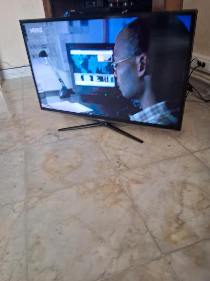 Téléviseur intelligent Samsung 40 pouces, TV, Hi-fi & Vidéo, Télévisions, Samsung, Smart TV, Enlèvement
