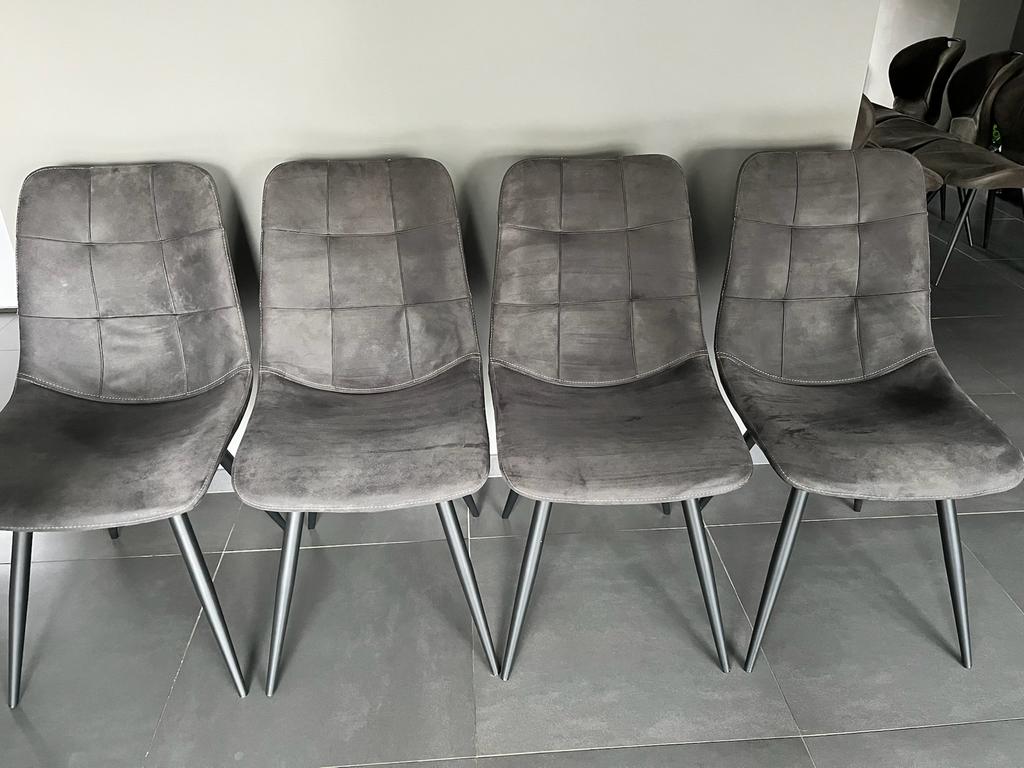 Maxfurn 4 stoelen, Ophalen, Zo goed als nieuw, Zwart, Stof