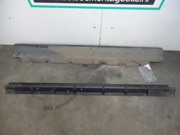 Zijskirt rechts van een BMW X5 (X5 00-) (442/6), Auto-onderdelen, Carrosserie, BMW, Gebruikt, 3 maanden garantie, Ophalen of Verzenden