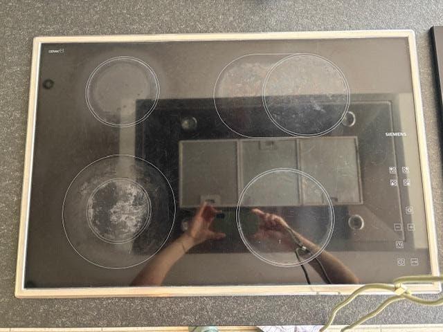 Table de cuisson vitrocéramique Siemens, Electroménager, Tables de cuisson, 4 zones de cuisson, Encastré, Enlèvement, Utilisé