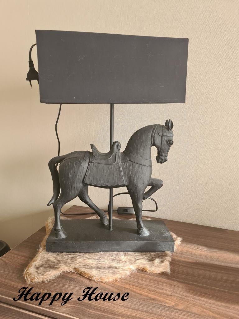 Tafellamp Happy House Horse, Maison & Meubles, Lampes | Lampes de table, Neuf, Tissus, Autres matériaux, Enlèvement ou Envoi
