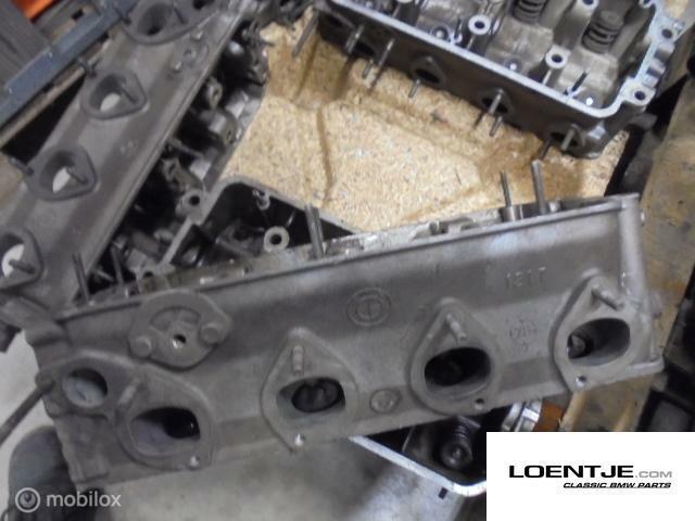 Cilinderkop BMW 02 2002 e12 e21 520 m10b20 twee liter, Autos : Pièces & Accessoires, Moteurs & Accessoires, BMW, Utilisé, Enlèvement ou Envoi