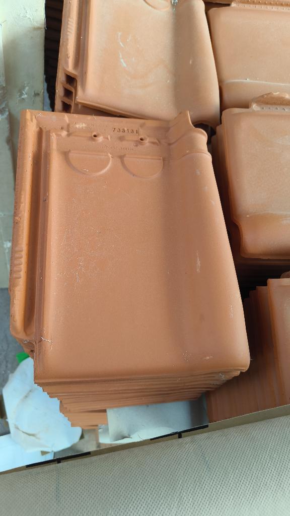 Pottelberg 44 neuves, Bricolage & Construction, Tuiles & Revêtements de toit, Neuf, Tuiles, Pierre ou Argile, Rouge, 15 m² ou plus