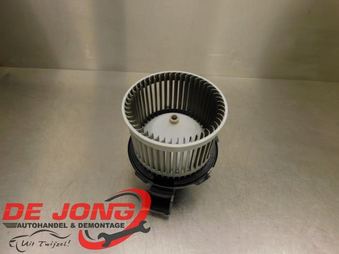 Moteur de ventilation chauffage d'un Ford KA, -, 3 mois de garantie, -, -