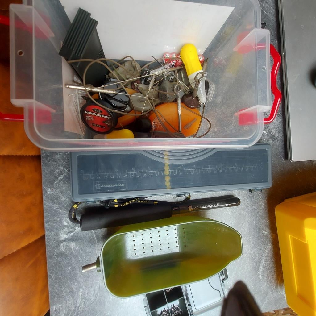 Klein materiaal karper, Ophalen