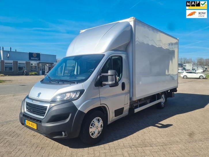 Peugeot Boxer 2.2 BlueHDi 165 L4 3.5t Bakwagen, Bj 2023, Autos, Camionnettes & Utilitaires, Entreprise, Achat, ABS, Air conditionné
