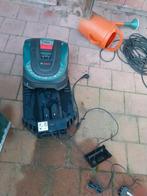 Robot maaier bosmch m 700 goede staat alleen laad station ms, Tuin en Terras, Robotmaaiers, Ophalen of Verzenden