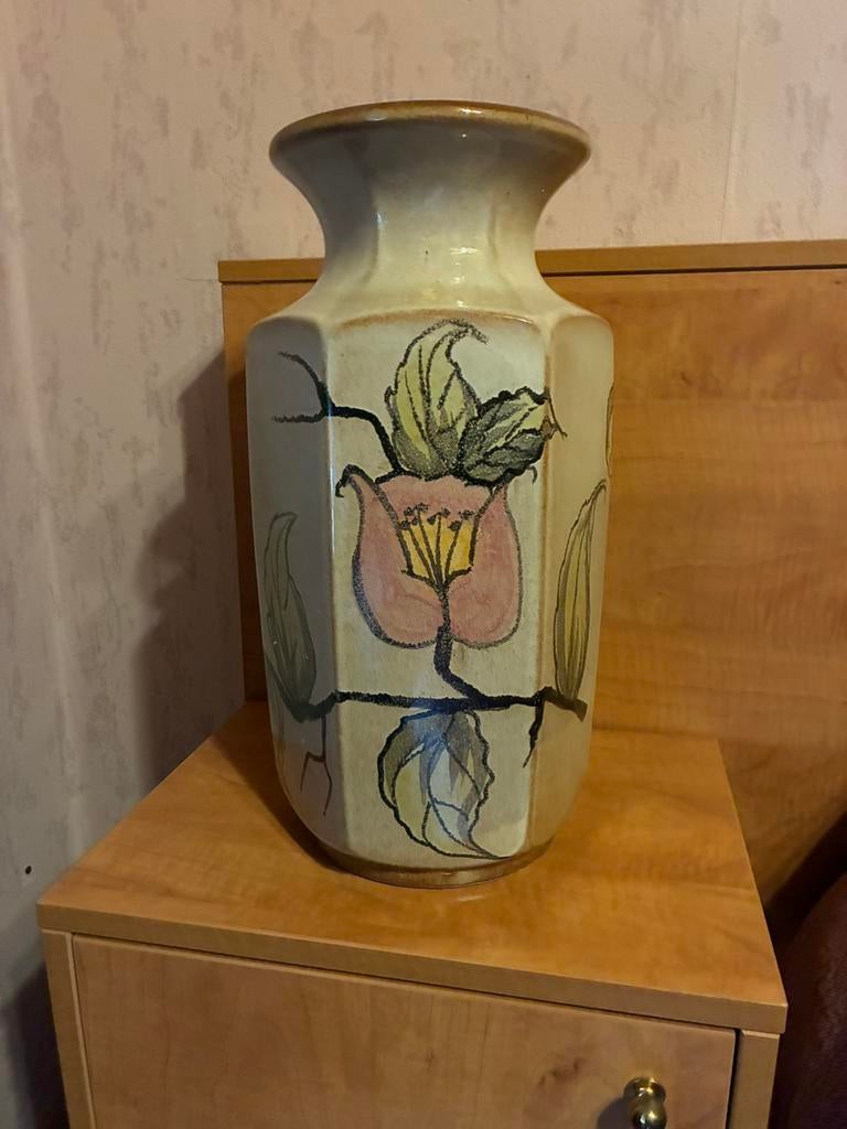 Vaas, Antiek en Kunst, Ophalen