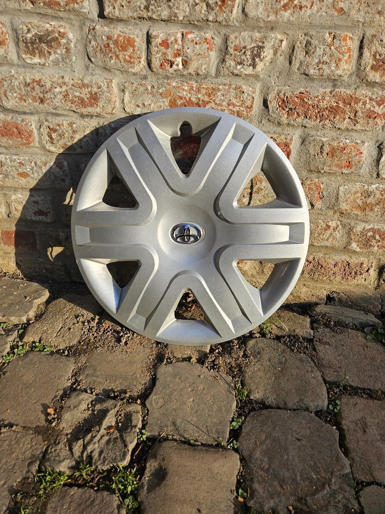 enjoliveur toyota, Ophalen, Gebruikt