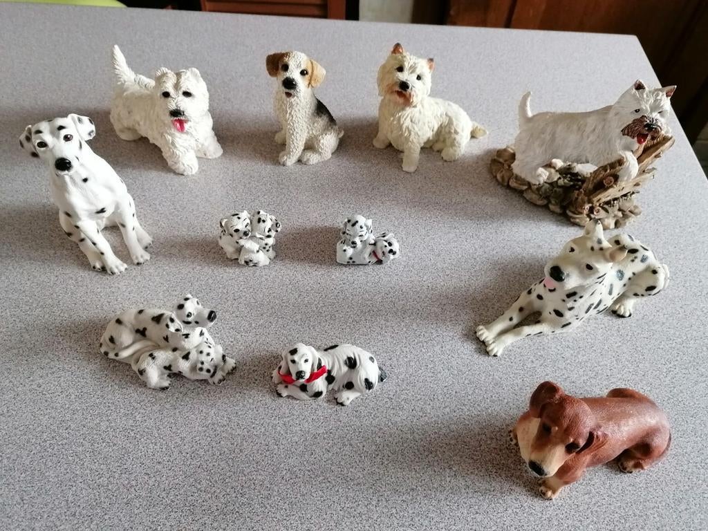 Mooie beeldjes hondjes made in italy, Ophalen