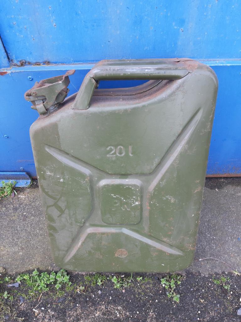 Jerrycan 20L, Enlèvement, Utilisé