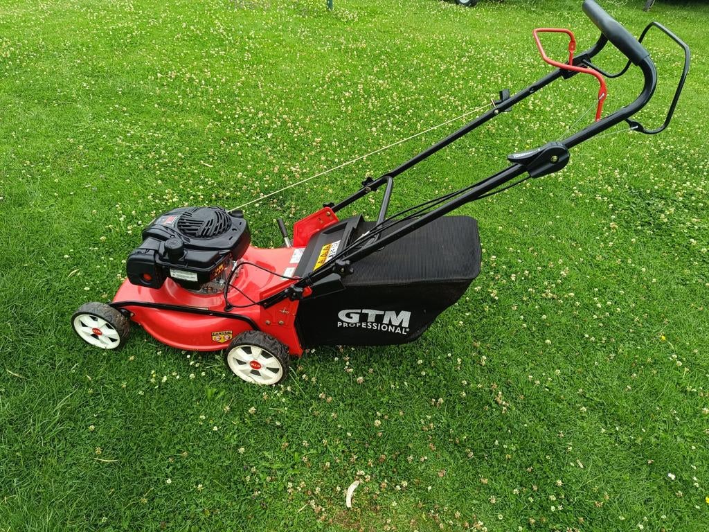Tondeuse GTM 500, Tuin en Terras, Grasmaaiers, Zo goed als nieuw, Benzine-grasmaaier, 50 cm of meer, Cirkelmaaier, Opvangzak, Opvangbak