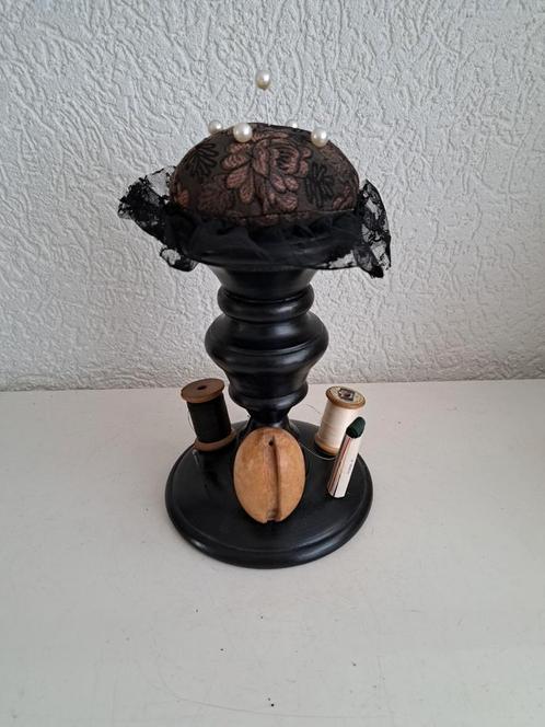 Brocant speldenkussen, Antiek en Kunst, Curiosa en Brocante, Ophalen of Verzenden