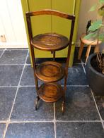 Antieke en decoratieve cake stand, Ophalen