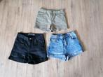 Shorts ADO 14 ans, XS et T34, Ophalen, Zo goed als nieuw
