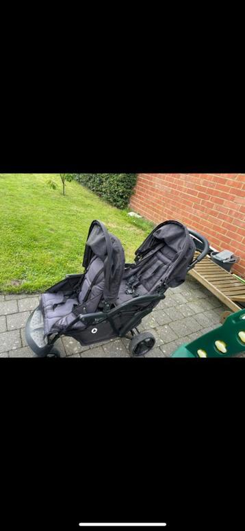 Buggy voor 2 kindjes  of tweeling  disponible aux enchères