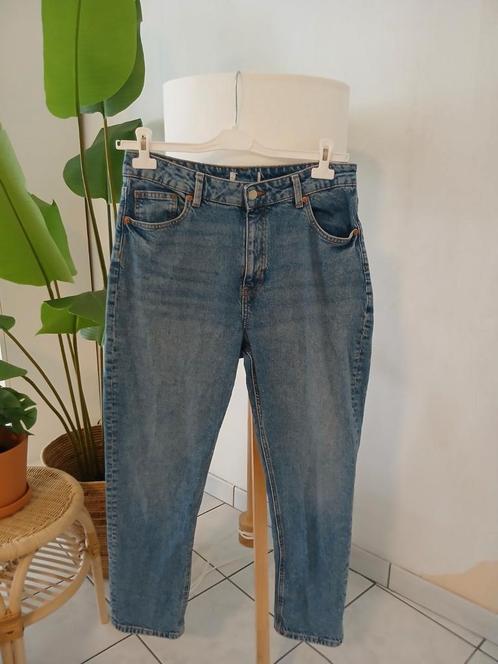 H&M - mom ankle jeans - maat 42 (2 kleuren beschikbaar!), Kleding | Dames, Spijkerbroeken en Jeans, Zo goed als nieuw, Blauw, Ophalen of Verzenden