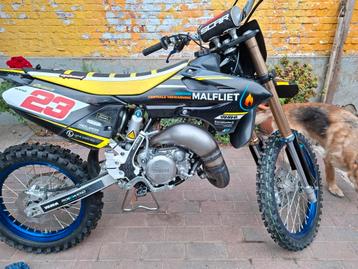 Yamaha yz 85  2025 grote wielen  beschikbaar voor biedingen