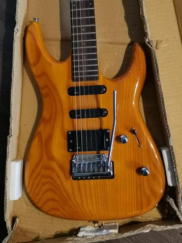 Electrische Gitaar solid body beschikbaar voor biedingen