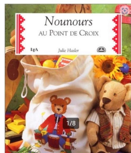 Patronenboek DMC " NOUNOURS AU POINT DE CROIX ", Hobby en Vrije tijd, Borduren en Borduurmachines, Zo goed als nieuw, Patroon