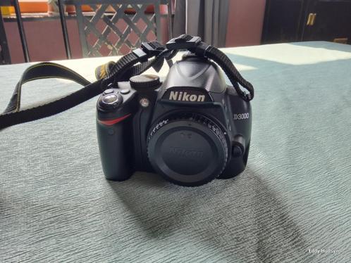 Appareil Photo Nikon D3000 + accessoires, Audio, Tv en Foto, Fotocamera's Digitaal, Zo goed als nieuw, Spiegelreflex, Nikon, Ophalen of Verzenden
