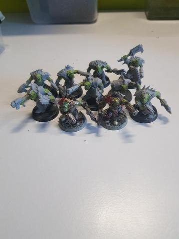 Warhammer 40K: Orks, 10 beast snagga boyz, 2 afgewerkt beschikbaar voor biedingen