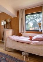 Houten bed, Ophalen, 100 cm, Eenpersoons, Zo goed als nieuw