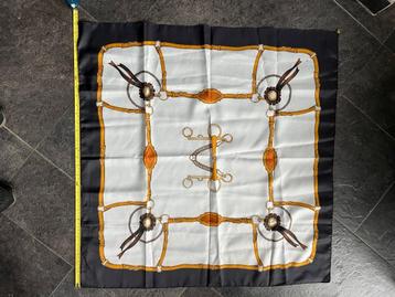 Sjaal - foulard - 100% polyester - 75 op 75cm beschikbaar voor biedingen
