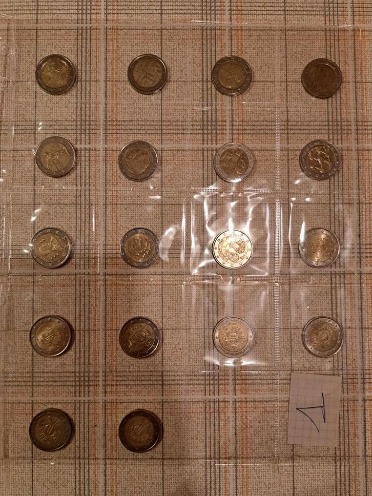 Pièce commémorative (lot de 18 pièces de 2€), Timbres & Monnaies, Monnaies & Billets de banque | Collections, Monnaie, Enlèvement