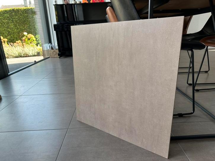 Restpartij vloertegels 60x60 cm, Doe-het-zelf en Bouw, Tegels, Zo goed als nieuw, Vloertegels, Ophalen