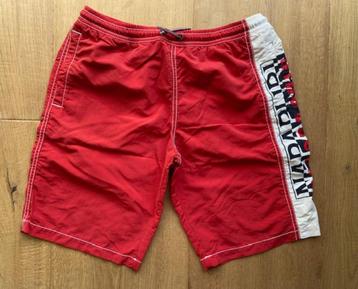 Maillot rouge Napapijri Taille 14-16 ans beschikbaar voor biedingen