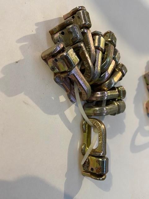 L-TRACK STUD VLIEGOOG R1438 PROFIEL, Auto-onderdelen, Vrachtwagen-onderdelen, Overige merken, Interieur en Bekleding, Nieuw, Ophalen of Verzenden