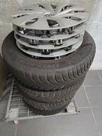 Vw Polo Set winterbanden + velg . + deksels Maat 185/65R15T, Auto-onderdelen, Banden en Velgen, Ophalen, Gebruikt, 15 inch, Banden en Velgen