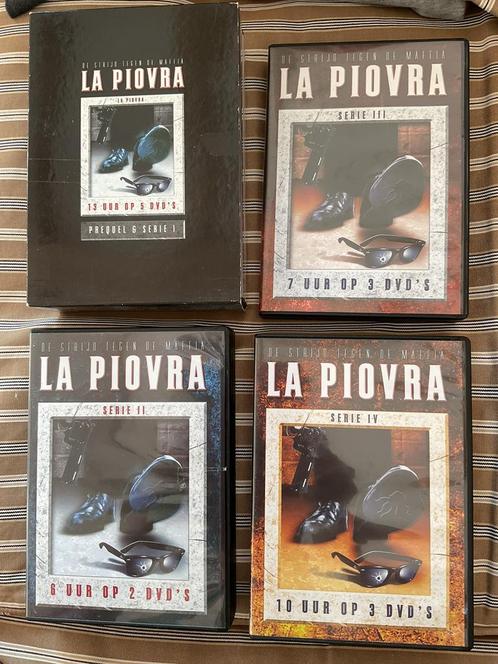 La Piovra dvd reeks. , series 1 , 2 , 3 en 4, Cd's en Dvd's, Dvd's | Thrillers en Misdaad, Ophalen of Verzenden